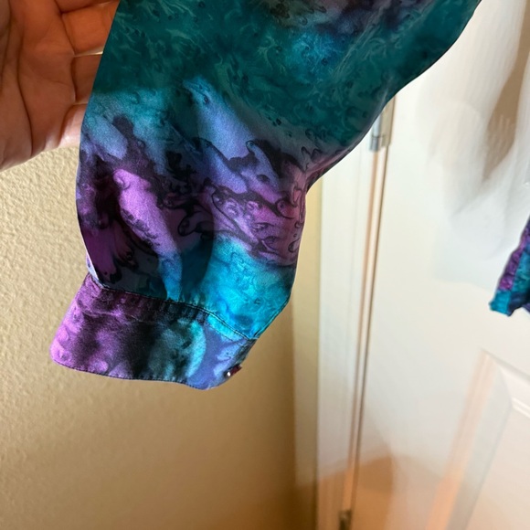 Petite Sophisticate 100% Silk Abstract Button Down Blouse – Purple/Teal - Picture 4 of 5